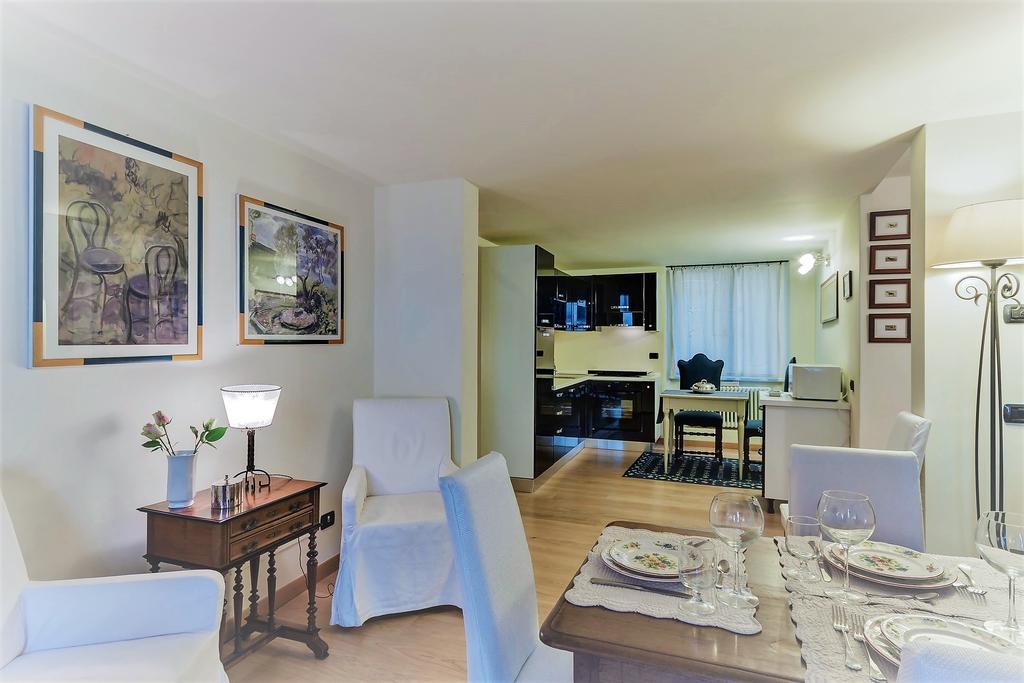 Tornabuoni Charme Apartment Firenze Bagian luar foto